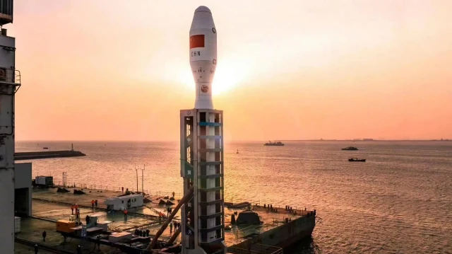 Pékin renforce sa présence spatiale avec une fusée Smart Dragon-3 transportant 11 satellites de la constellation Geely-05.