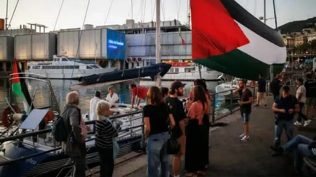 ناشطون يونانيون: استهداف "أسطول الصمود" لن يثنينا عن مواصلة الطريق
