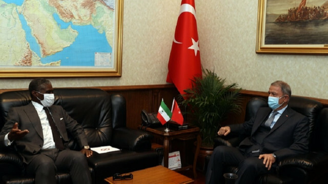 Turkish defense chief meets Equatorial Guinea's VP
