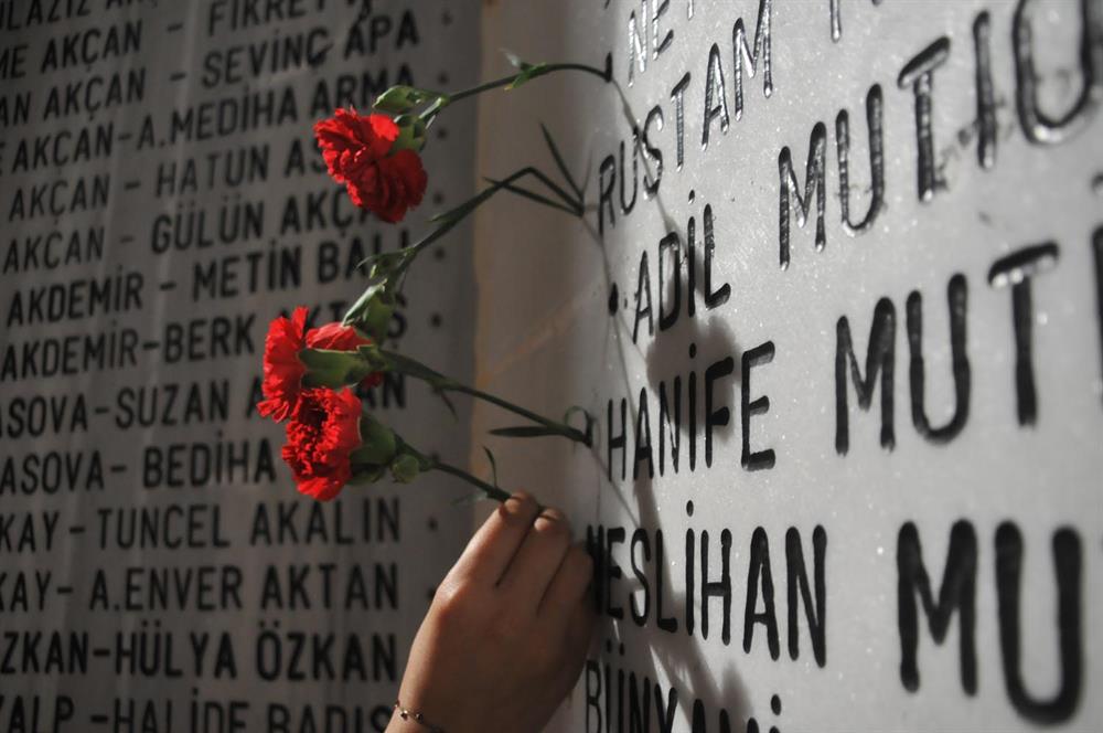 Turkey commemorates 1999 Marmara earthquake victims