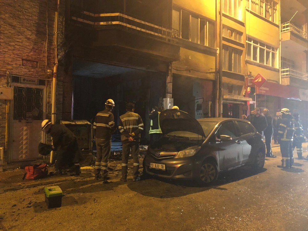 Kastamonu Da Bir Is Yerinde Gaz Sikismasi Sonucu Patlama Meydana Geldi
