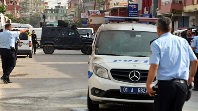 ​Police round up 10 PKK terrorists in pre-dawn raid
