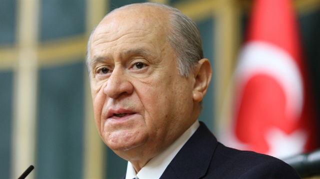 Bahçeli slams govt  for allowing peshmerga to enter Turkey 