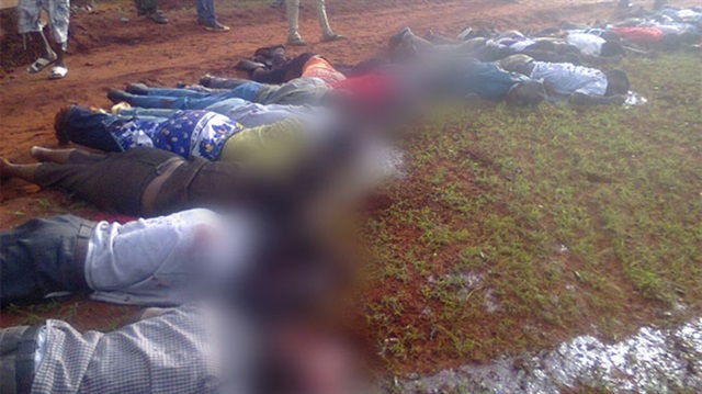 El-Şebab militanları, Kenya'nın Mandira kentinde bir yolcu otobüsünü durdurarak 28 kişinin kafasını keserek öldürdü. Fotoğraf: Al- Jazeera