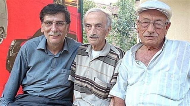 The picture shows the deceased twin Aziz (R) and Remzi (M) with their sibling Mehmet Eryürek, the ex-head of Derince town from AK Party (L).