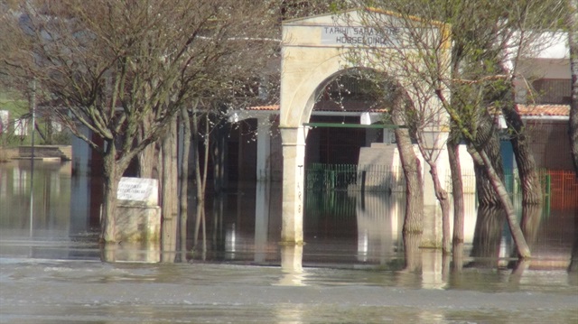Er Meydanı, 6 aydır sular altında
