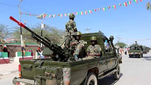 A military truck armed with an anti-aircraft machine gun drives past during a street parade to celebrate the 24th self-declared independence day for the breakaway Somaliland nation from Somalia in capital Hargeysa, May 18, 2015. REUTERS/Feisal Omar