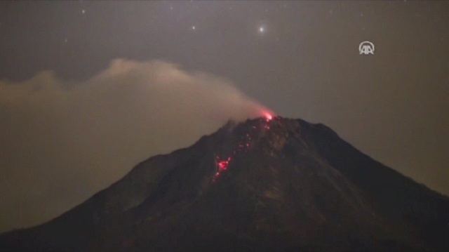 Sinabung yanardağında görsel şölen