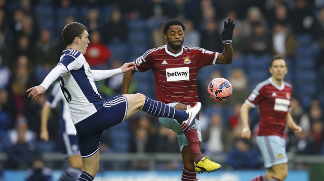 Alex Song