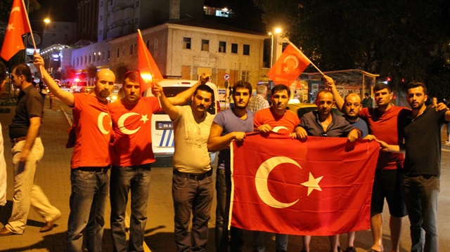 Dağlıcadaki saldırı tüm yurdu sokağa döktü