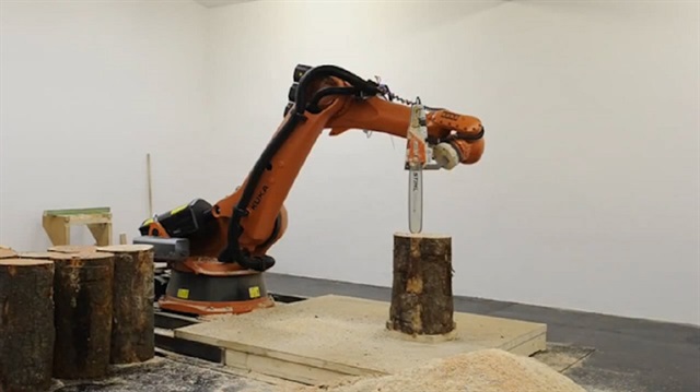 Robot testereden muhteşem gösteri