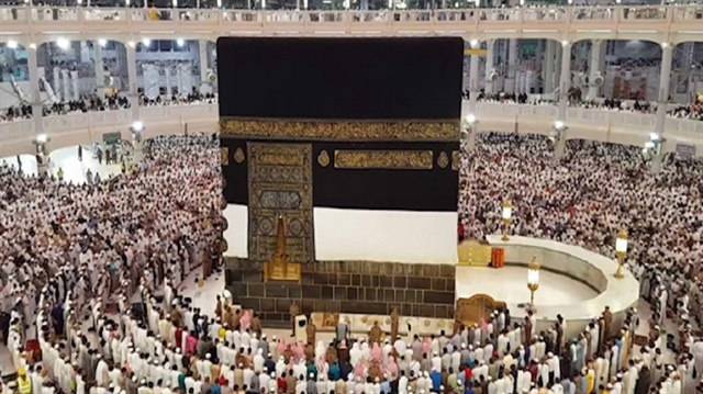 Kabe imamı dinleyenleri hayran bıraktı
