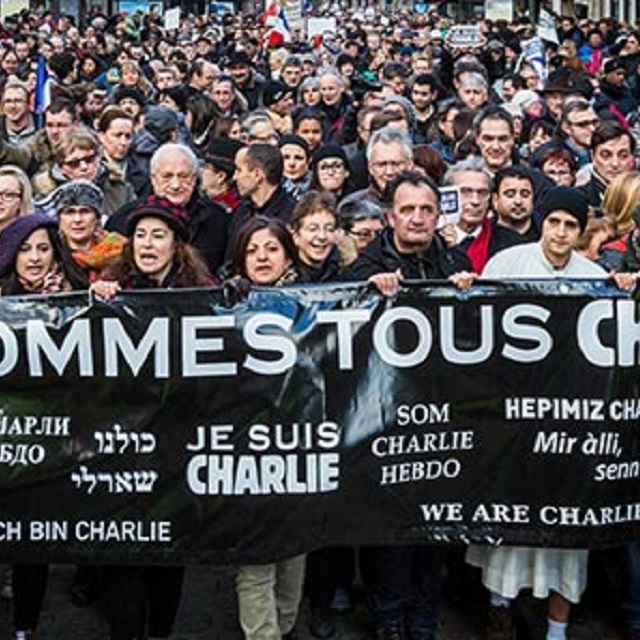 Charlie Hebdo yeniden yayında