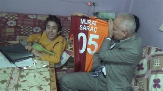 Galatasaray taraftarı fitnatmurata forma sürprizi