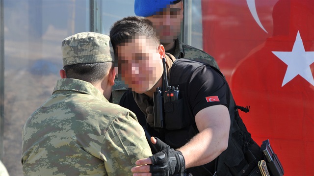 Genelkurmay Başkanlığı, Yüksekova'da terör örgütüne yönelik operasyonlar ve bölgede yürütülen arama faaliyetlerine ilişkin görüntüleri paylaştı.