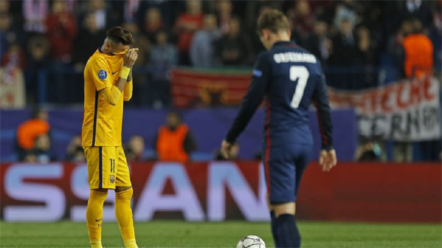 Yarı finalde Atletico Madrid'e elenen Barcelona'nın Şampiyonlar Ligi'ni üst üste iki kez kazanan ilk takım olma hayalleri suya düştü.