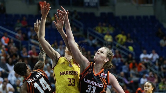 Basketbol FIBA Kadınlar Avrupa Ligi Dörtlü Final Nadezhda'yı 72-69 yenen UMMC Ekaterinburg, şampiyon oldu.