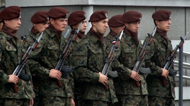 Polonya asker saysını yüzde 50 oranında arttıracak.