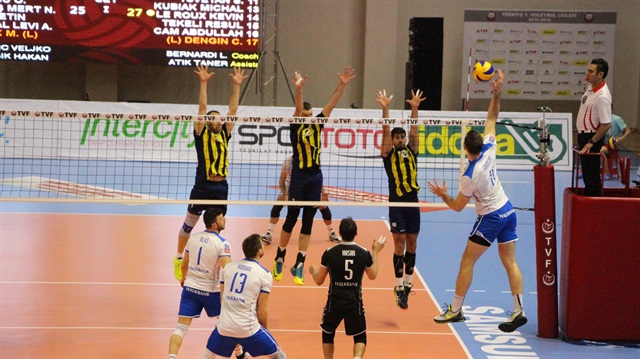 Halkbank,Türkiye Erkekler Birinci Voleybol Ligi'nde 2015-2016 sezonu şampiyonu oldu.