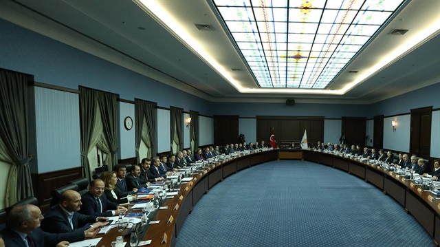 AK Parti Merkez Karar Yönetim Kurulu, Başbakan Ahmet Davutoğlu başkanlığında toplandı. 
