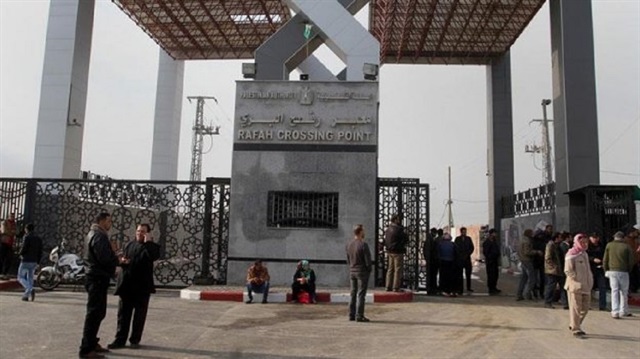 Gazze'deki Sağlık Bakanlığı, Mısır makamlarından Refah Sınır Kapısı'nın açılmasını talep etti. 