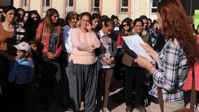 Dersim Kadın Platformu, Ovacık ilçesinde 19 yaşındaki N.İ. adlı zihinsel engelli genç kıza cinsel istismarda bulunulmasını yürüyüşle protesto etti.