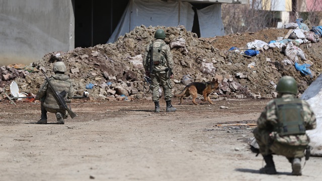 Şırnak'ta PKK'lı teröristlerin düzenlediği hain saldırıda 1 asker şehit oldu.