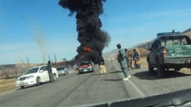 Afganistan'ın batısındaki Badgis vilayetinde araç geçişi sırasında meydana gelen patlamada 5 sivilin yaşamını yitirdiği açıklandı.