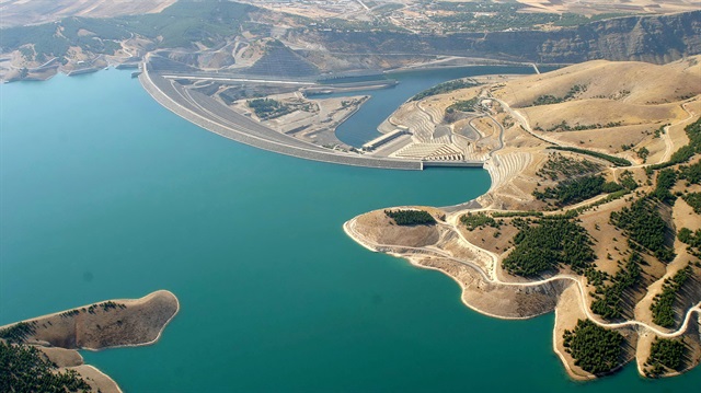 Bakan Veysel Eroğlu enerji maksatlı 108 barajda doluluk oranının yüzde 69, sulama amaçlı 227 barajda ise dolulun oranının yüzde 67 olduğunu söyledi.