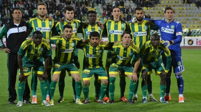 Şanlıurfaspor PTT 1.Lig'de son 2 hafta kala kümede kalma mücadelesi veriyor.