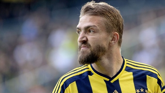 Caner, sezon sonunda Fenerbahçe'den ayrılıyor.