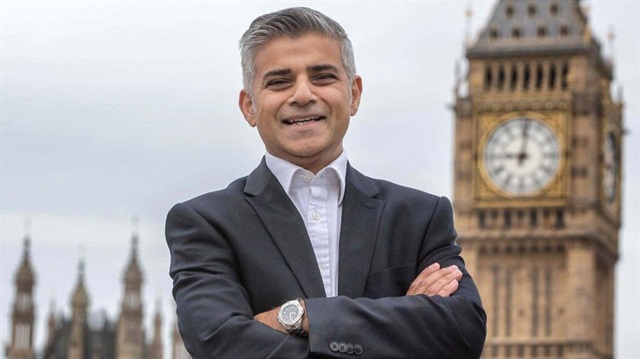 Londra'nın ilk Müslüman belediye başkanı Sadık Khan, Khan; hayatı boyunca azınlıkları, sivil toplum ve ana akım politikaya dahil olmaları konusunda cesaretlendirmek için çalıştığını söyledi.