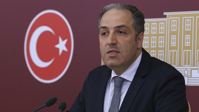 TBMM İnsan Haklarını İnceleme Komisyonu Başkanı ve AK Parti İstanbul Milletvekili Mustafa Yeneroğlu, PYD'nin Almanya’da PYD'nin Berlin'de ofis açmasıyla ilgili açıklama yaptı. 