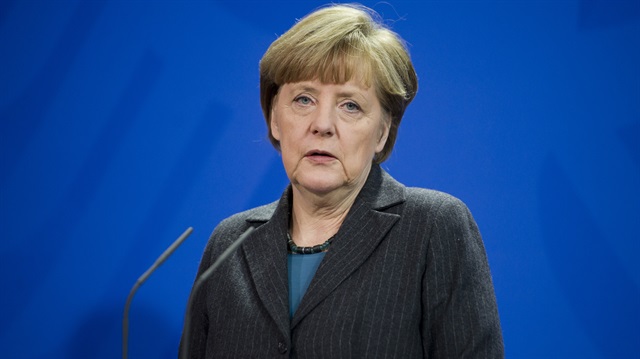 Almanya Başbakanı Merkel'e halkının verdiği destek azalıyor. Bir araştırmaya göre, Almanların üçte ikisi Merkel'in 2017'deki genel seçimlerde başbakan olmasını istemiyor.
