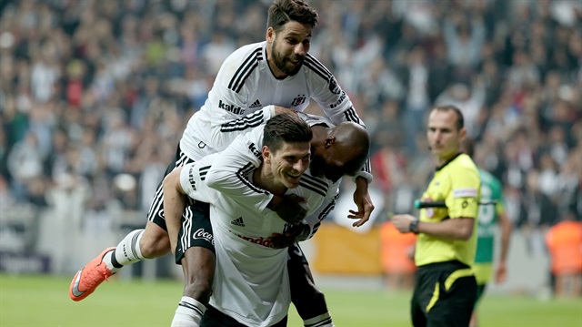Gomez'den alınan numune Beşiktaş'ı sarstı.