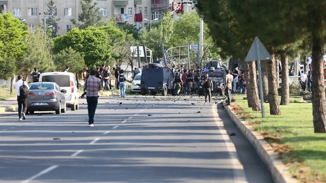 Van'da düzenlenen terör saldırısında 3 PKK'lı ölmüş, aralarında polislerin de bulunduğu 45 yaralanmıştı.
