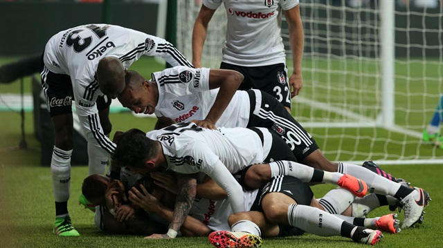 Beşiktaşlı futbolcuların Osmanlıspor maçındaki gol sevinçleri...