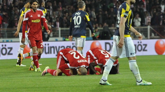 Sivasspor-Fenerbahçe maçından bir kare...