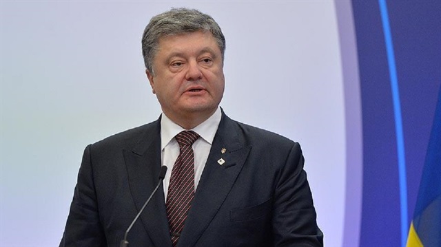 Ukrayna Devlet Başkanı Petro Poroşenko, Rusya'yı uluslararası insani hukuku ihlal etmekle suçladı.