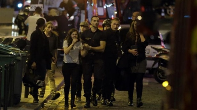 Paris saldırılarda hayatını kaybeden 17 ailenin, Belçika devleti aleyhine dava açacağı duyuruldu.