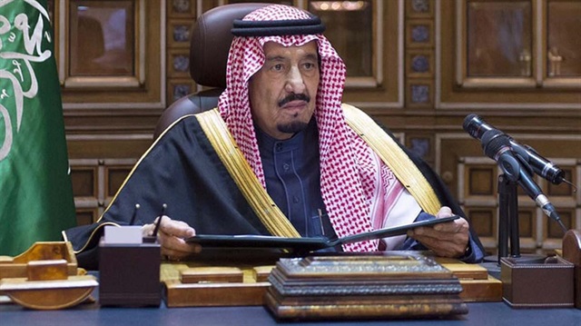 Suudi Arabistan Kralı Selman bin Abdulaziz, Kanada Dışişleri Bakanı Stephane Dion'la görüşme
gerçekleştirdi.