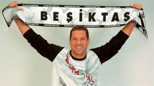 2002-2006 yılları arasında Beşiktaş forması giyen Oscar Cordoba'nın 100. yılında kazanılan şampiyonlukta önemli payı vardı.