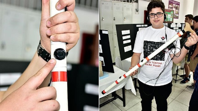 Muğla'nın Bodrum ilçesinde, ortaokul öğrencisi Alpay Koca, görme engellilerin rahatça hareket edebilmesini sağlamaya yönelik "akıllı baston" tasarladı.
