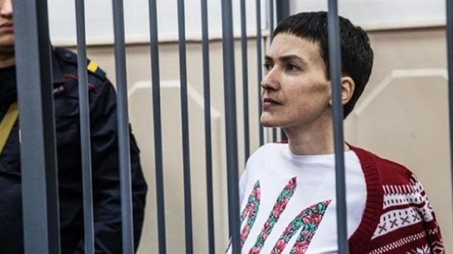 Rusya, 2 yıl önce tutukladığı Ukraynalı kadın helikopter pilotu Nadya Savçenko’yu yapılan serbest bıraktı. 