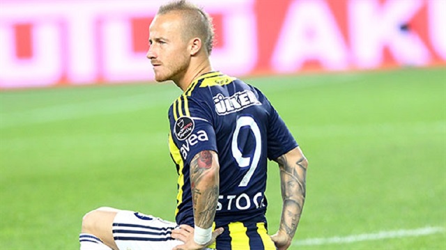 Fenerbahçe'den sezon başında 1 yıllığına Bursaspor'a kiralanan Stoch, yeşil-beyazlı formayla çıktığı 30 maçta 2 gol 3 asist kaydetti.