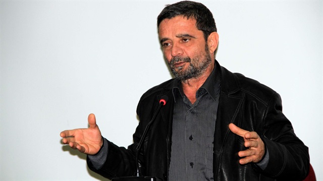 Mümtazer Türköne, Türköne'nin 4 Şubat 2016'da yazdığı köşe yazısı nedeniyle suçlanıyor.