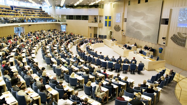 İsveç Hükümeti'nin NATO ile imzaladığı Savunma İşbirliği Antlaşması İsveç Parlamentosu'nda kabul edilerek onaylandı.