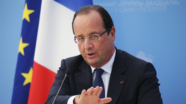 Fransa Cumhurbaşkanı François Hollande, ülkede grevlere ve protesto eylemlerine neden olan çalışma yasa tasarısında geri adım atılmayacağını söyledi.