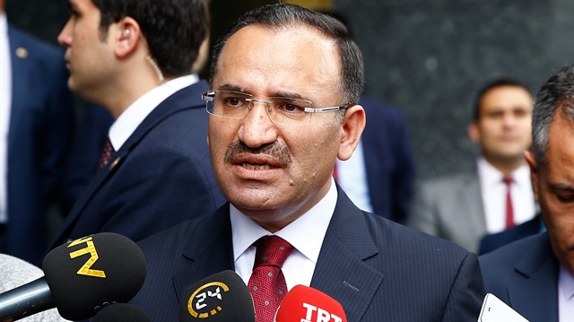 Adalet Bakanı Bozdağ, bazı basın, yayın organları ile CHP'nin "her zamanki gibi olayı çarpıttığını" söyledi.
