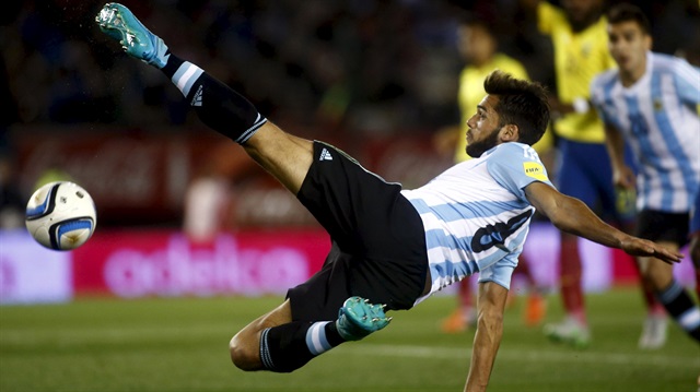Emmanuel Mas, Arjantin Milli Takımı'nın 4 kez formasını giymişti...